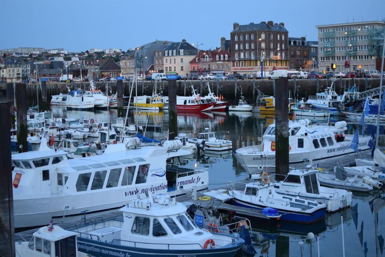 Toutes Voiles Dehors - Vue Mer & Chateau - Cosy Dieppe Exterior photo